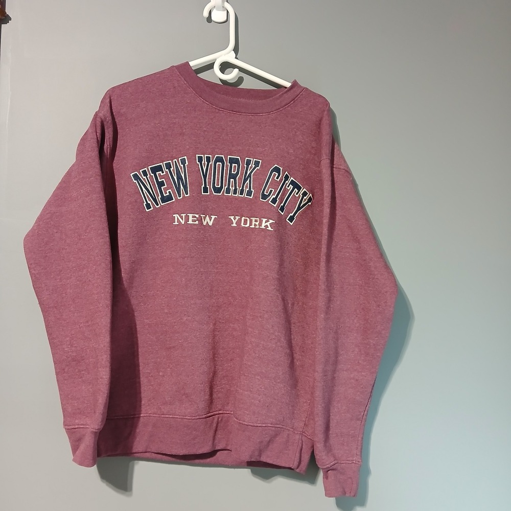 CRAZY APPAREL Red New York Womens Sweatshirt Size Large